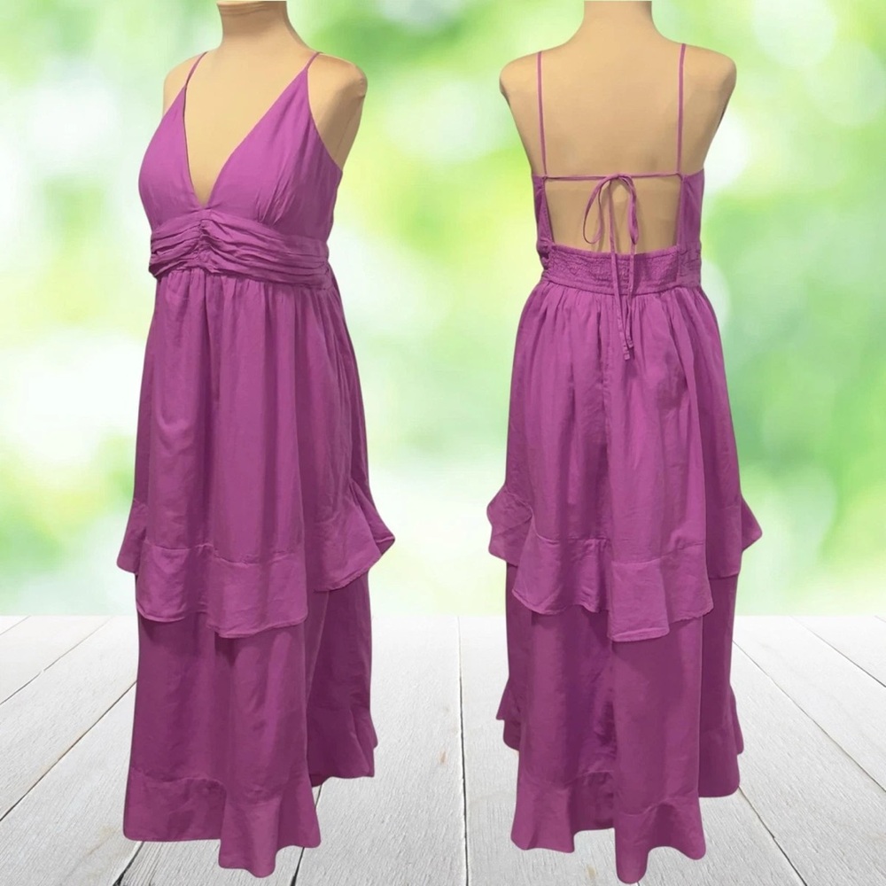 Abercrombie & Fitch Tiered Maxi Dress with Spaghetti Straps - Purple - Picture 4 of 5